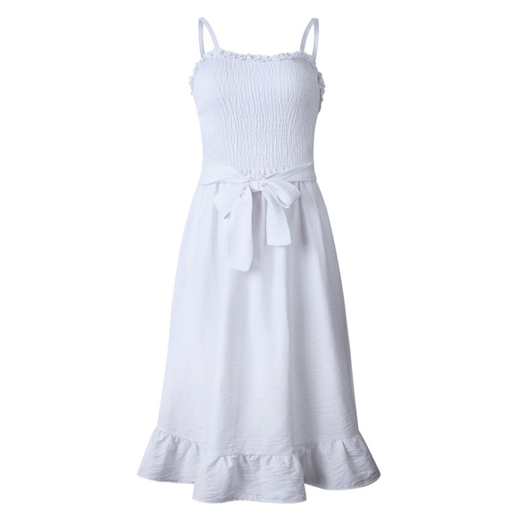 White dress - Picture 2 of 5